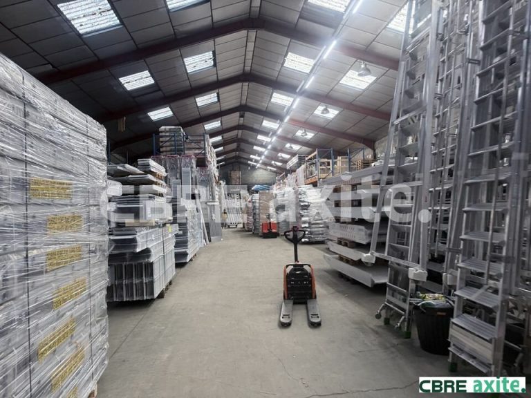 Locaux d'activités à vendre LA VERPILLIÈRE 38.101020 - 38.101020_VENTE_Activites_LA_VERPILLIERE_1.jpg