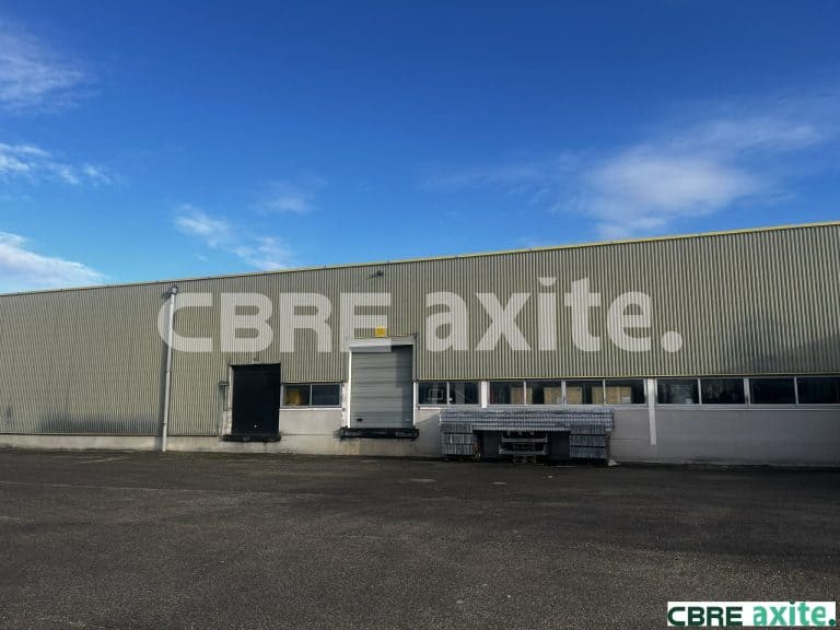 Locaux d'activités à vendre CREMIEU 38.101024 - 38.101024_VENTE_Activites_CREMIEU_1.jpg