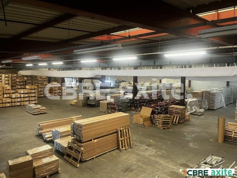 Locaux d'activités à vendre CREMIEU 38.101024 - 38.101024_VENTE_Activites_CREMIEU_4.jpg