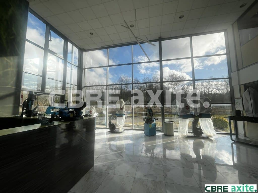 Entrepôt à vendre SAINT-CLAIR-DE-LA-TOUR 38.101031 - 38.101031_VENTE_Entrepots_SAINT-CLAIR-DE-LA-TOUR_7.jpg