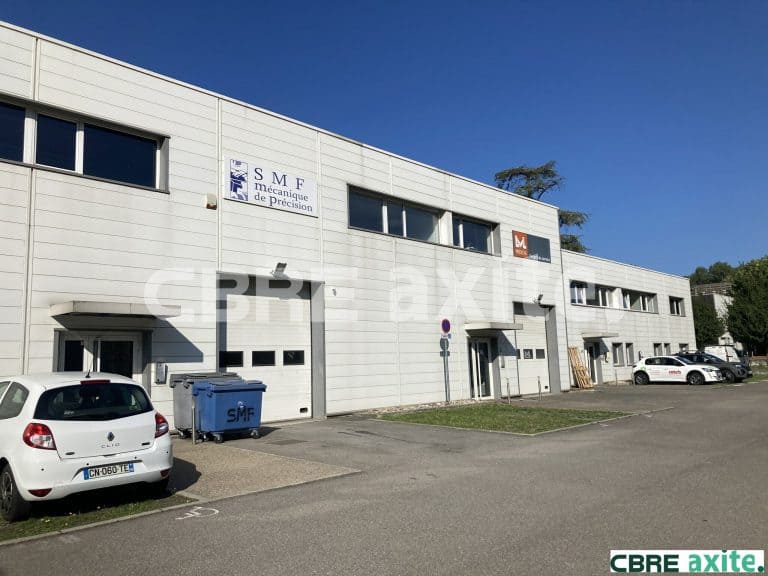 Locaux d'activités à louer SAINT EGRÈVE 38.6576 - 38.6576_LOCATION_Activites_SAINT_EGREVE_1.jpg