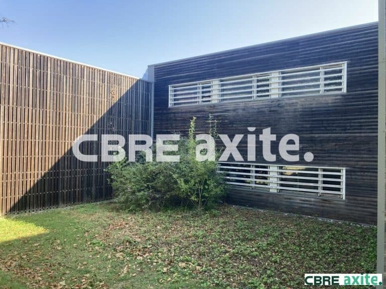 Locaux d'activités à louer SAINT EGRÈVE 38.6576 - 38.6576_LOCATION_Activites_SAINT_EGREVE_3.jpg