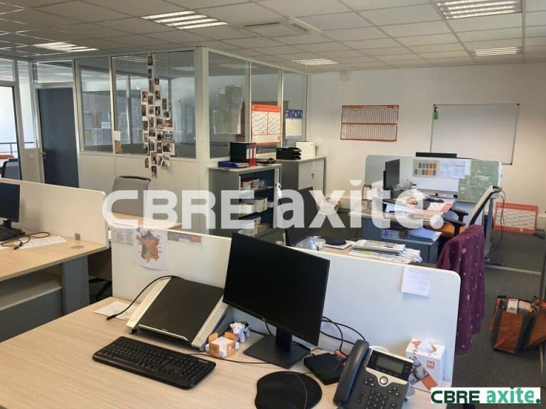 Locaux d'activités à louer SAINT EGRÈVE 38.6576 - 38.6576_LOCATION_Activites_SAINT_EGREVE_6.jpg
