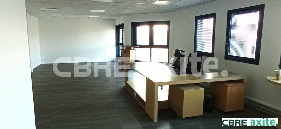 Bureaux à louer SAINT QUENTIN FALLAVIER 38.98096 - 38.98096_LOCATION_Bureaux_SAINT_QUENTIN_FALLAVIER_1.jpg