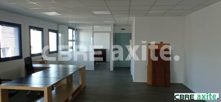 Bureaux à louer SAINT QUENTIN FALLAVIER 38.98096 - 38.98096_LOCATION_Bureaux_SAINT_QUENTIN_FALLAVIER_3.jpg