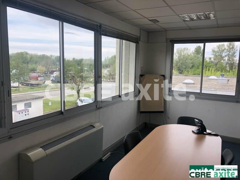 Bureaux à louer BOURGOIN JALLIEU 38.99206 - 38.99206_LOCATION_Bureaux_BOURGOIN_JALLIEU_2.jpg