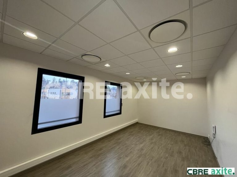 Bureaux à louer BOURGOIN JALLIEU 38.99207 - 38.99207_LOCATION_Bureaux_BOURGOIN_JALLIEU_1.jpg