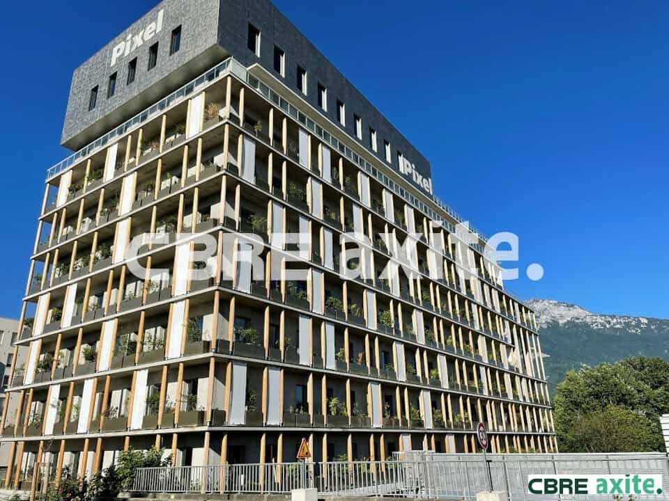 Bureaux à louer ECHIROLLES 38.99208 - 38.99208_LOCATION_Bureaux_ECHIROLLES_1.jpg