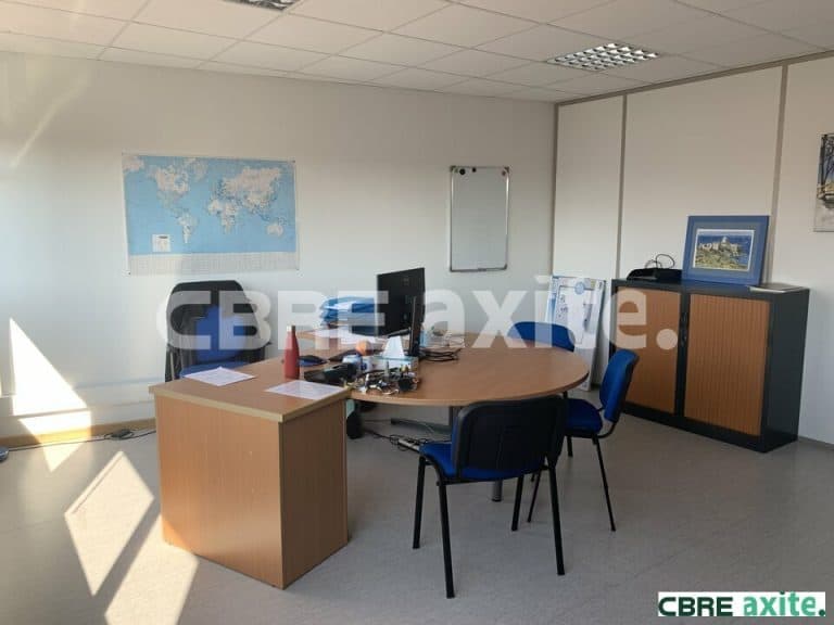 Locaux d'activités à vendre FRONTONAS 38.99415 - 38.99415_VENTE_Activites_FRONTONAS_4.jpg
