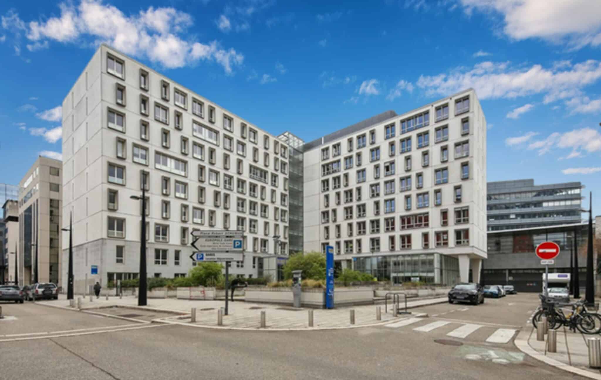 Bureaux à louer GRENOBLE 38.99763 - 38.99763_LOCATION_Bureaux_GRENOBLE_1.jpg