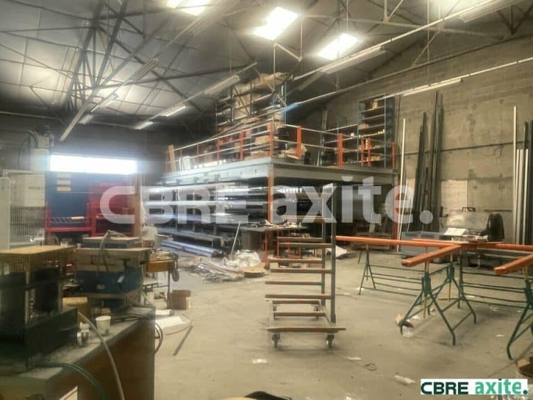 Locaux d'activités à louer BOURGOIN JALLIEU 38.99882 - 38.99882_LOCATION_Activites_BOURGOIN_JALLIEU_3.jpg