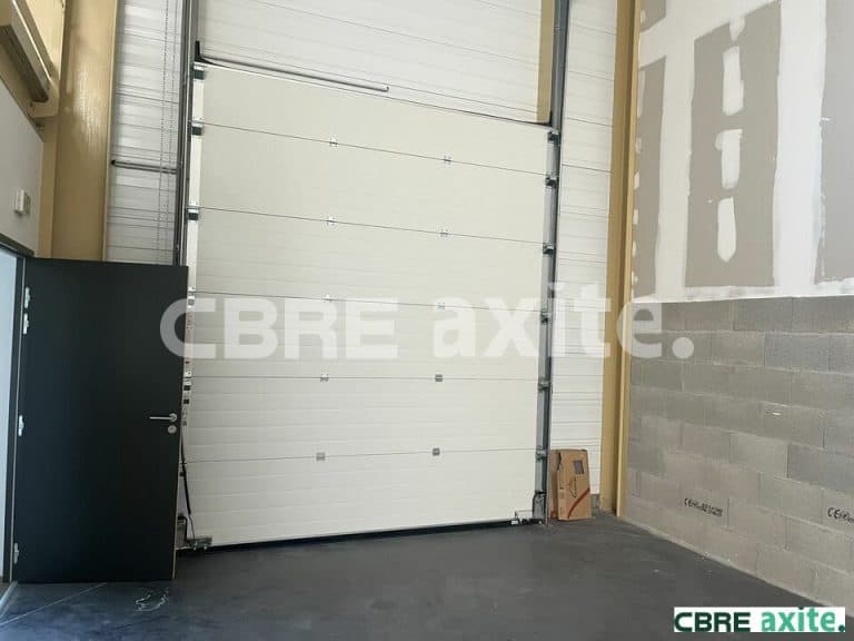 Locaux d'activités à louer BOURGOIN JALLIEU 38.99989 - 38.99989_LOCATION_Activites_BOURGOIN_JALLIEU_6.jpg