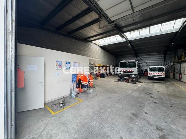 Locaux d'activités à louer LA MOTTE SERVOLEX 73.21250 - 73.21250_LOCATION_Activites_LA_MOTTE_SERVOLEX_3.jpg