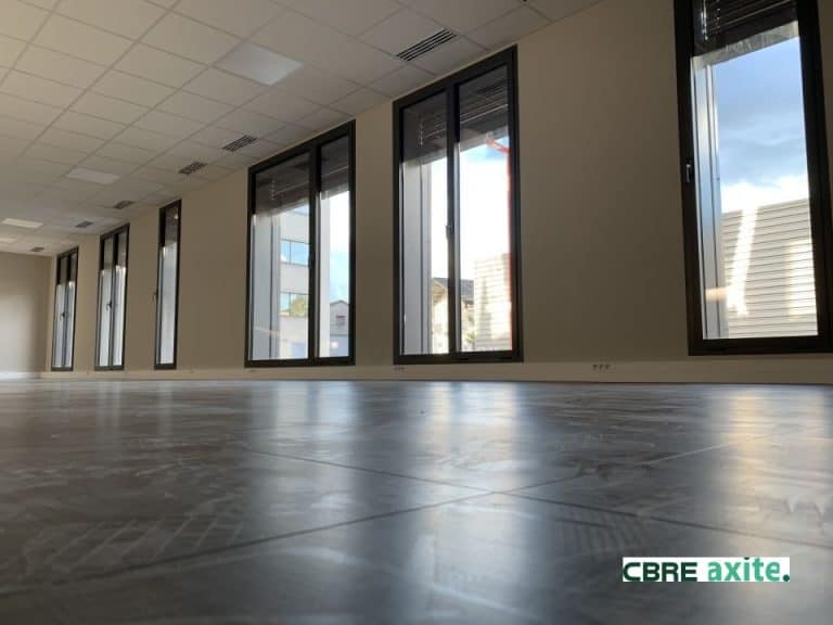 Bureaux à louer CHAMBERY 73.22461 - 73.22461_LOCATION_Bureaux_CHAMBERY_1.jpg
