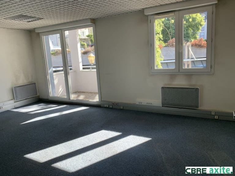 Bureaux à vendre LA MOTTE SERVOLEX 73.22496 - 73.22496_VENTE_Bureaux_LA_MOTTE_SERVOLEX_3.jpg