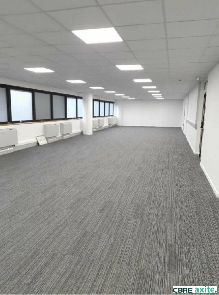 Bureaux à louer LE BOURGET DU LAC 73.22724 - 73.22724_LOCATION_Bureaux_LE_BOURGET_DU_LAC_6.jpg