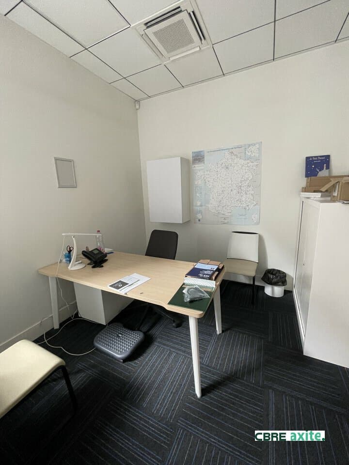 Local commercial à louer CHAMBERY 73.22780 - 73.22780_LOCATION_Commerces_CHAMBERY_5.jpg