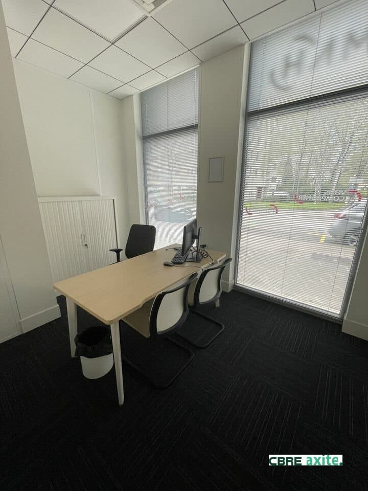 Local commercial à louer CHAMBERY 73.22780 - 73.22780_LOCATION_Commerces_CHAMBERY_7.jpg