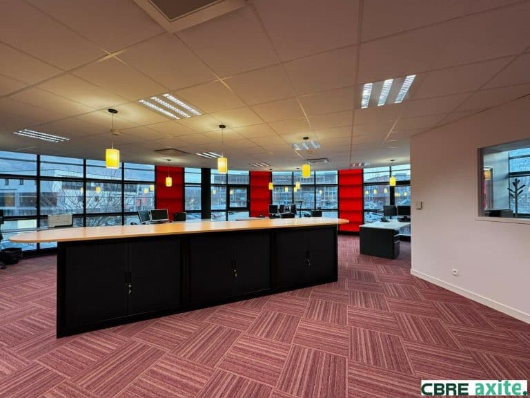 Bureaux à louer CHALLES LES EAUX 73.23010 - 73.23010_LOCATION_Bureaux_CHALLES_LES_EAUX_1.jpg