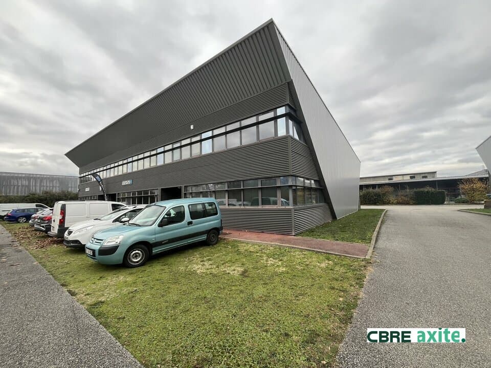 Locaux d'activités à louer SAINTE HELENE DU LAC 73.23042 - 73.23042_LOCATION_Activites_SAINTE_HELENE_DU_LAC_1.jpg