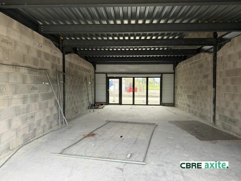 Locaux d'activités à vendre LAISSAUD 73.23083 - 73.23083_VENTE_Activites_LAISSAUD_5.jpg