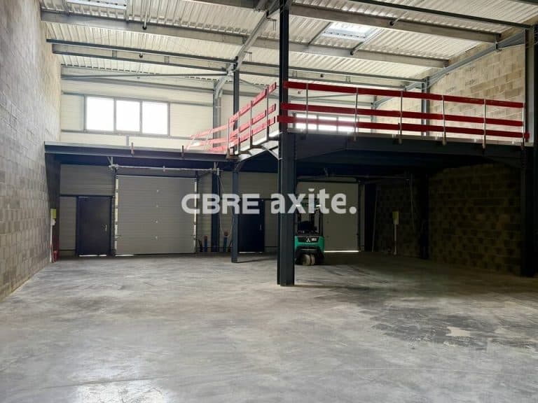 Locaux d'activités à vendre CHAMBERY 73.23104 - 73.23104_VENTE_Activites_CHAMBERY_4.jpg