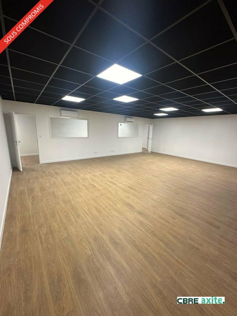 Locaux d'activités à vendre LES MARCHES 73.23151 - 73.23151_VENTE_Activites_LES_MARCHES_4.jpg