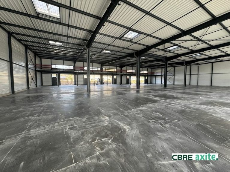 Locaux d'activités à vendre SAINT BERON 73.23190 - 73.23190_VENTE_Activites_SAINT_BERON_1.jpg