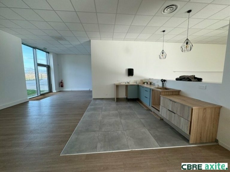 Bureaux à louer LA MOTTE SERVOLEX 73.23268 - 73.23268_LOCATION_Bureaux_LA_MOTTE_SERVOLEX_1.jpg