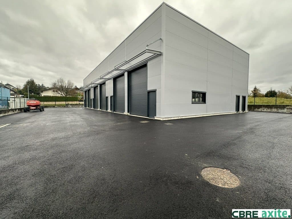 Locaux d'activités à louer LA BIOLLE 73.23270 - 73.23270_LOCATION_Activites_LA_BIOLLE_1.jpg