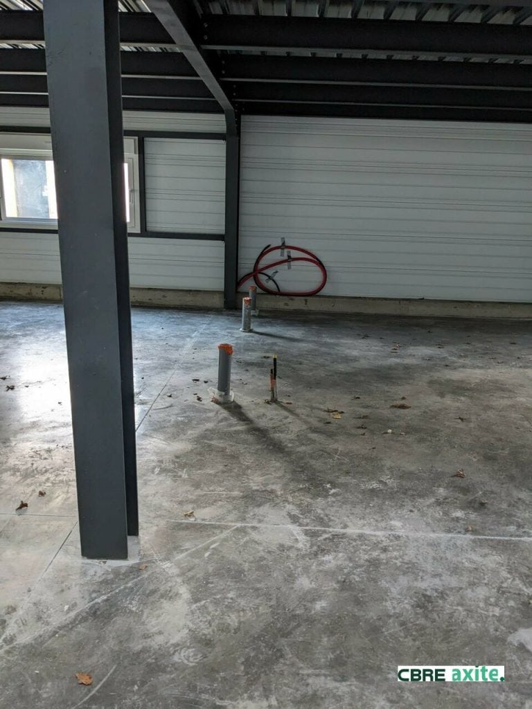 Locaux d'activités à louer ENTRELACS 73.23275 - 73.23275_LOCATION_Activites_ENTRELACS_2.jpg