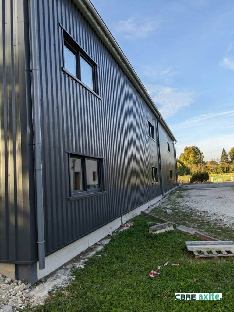 Locaux d'activités à louer ENTRELACS 73.23275 - 73.23275_LOCATION_Activites_ENTRELACS_6.jpg