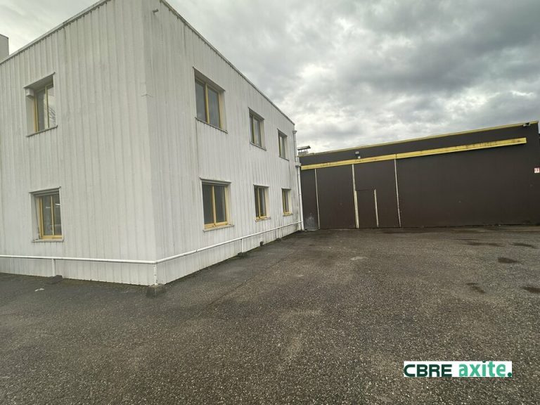 Locaux d'activités à louer LA RAVOIRE 73.23330 - 73.23330_LOCATION_Activites_LA_RAVOIRE_2.jpg