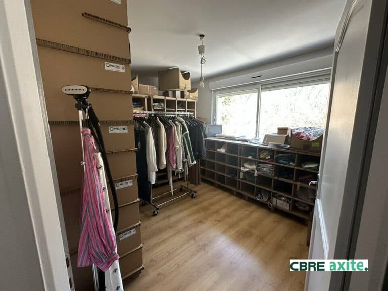 Local commercial à louer CHALLES LES EAUX 73.23339 - 73.23339_LOCATION_Commerces_CHALLES_LES_EAUX_3.jpg