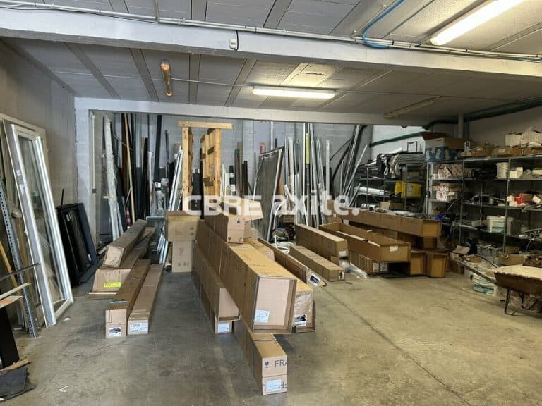 Locaux d'activités à louer LA MOTTE-SERVOLEX 73.23352 - 73.23352_LOCATION_Activites_LA_MOTTE-SERVOLEX_2.jpg