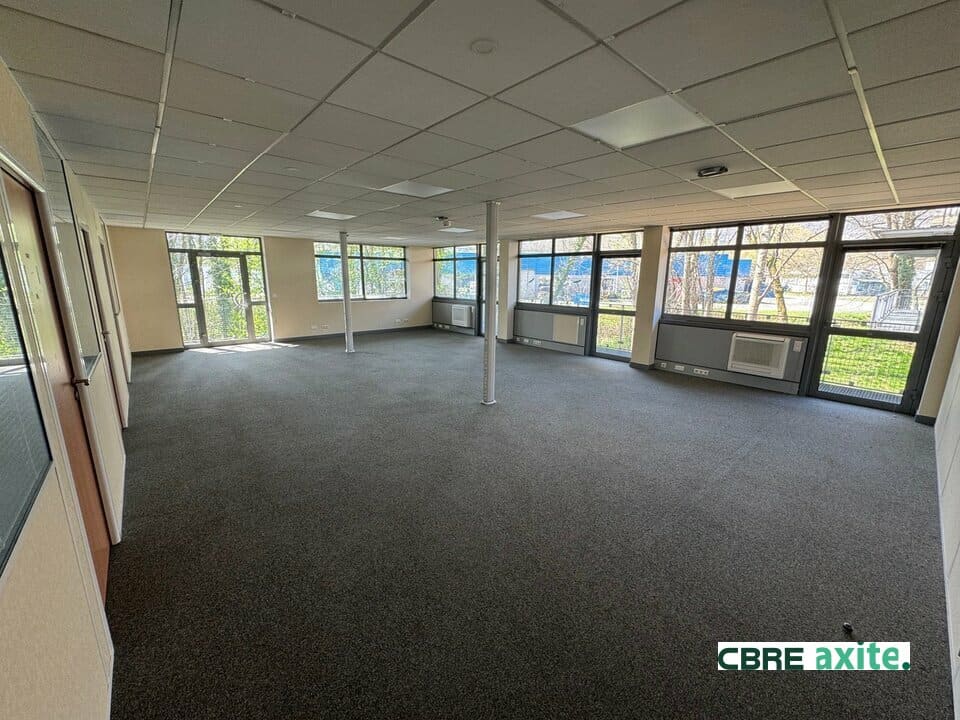 Bureaux à louer LE BOURGET DU LAC 73.23353 - 73.23353_LOCATION_Bureaux_LE_BOURGET_DU_LAC_1.jpg