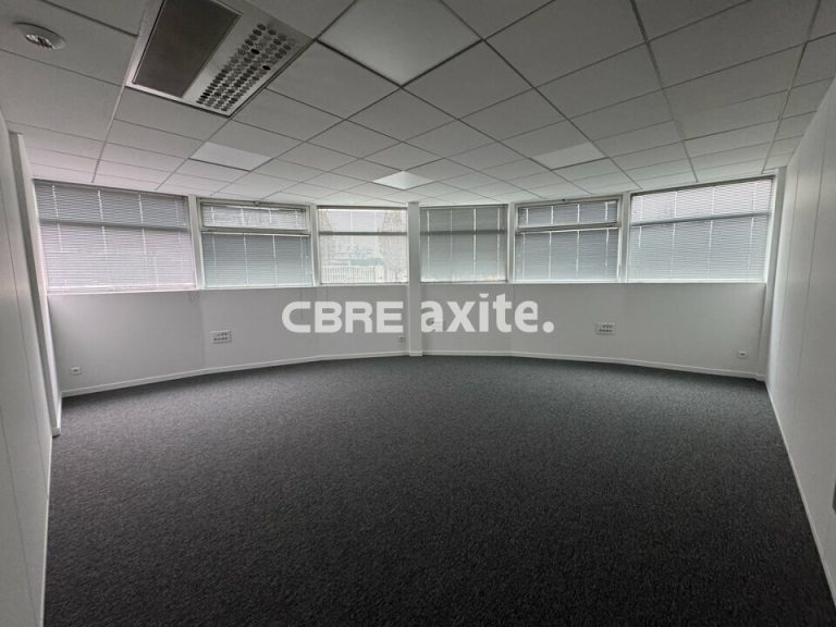 Bureaux à louer LA MOTTE SERVOLEX 73.23381 - 73.23381_LOCATION_Bureaux_LA_MOTTE_SERVOLEX_1.jpg