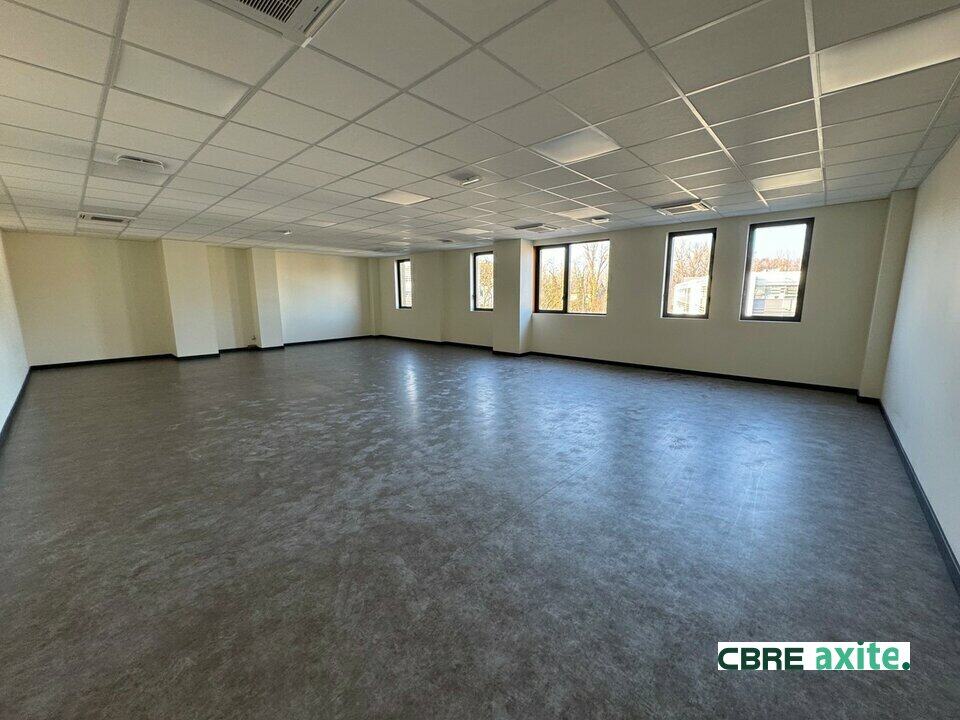 Bureaux à louer MERY 73.23383 - 73.23383_LOCATION_Bureaux_MERY_1.jpg