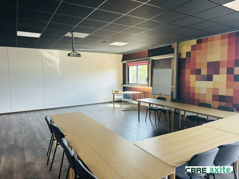 Bureaux à louer SAINTE-HELENE-DU-LAC 73.23412 - 73.23412_LOCATION_Bureaux_SAINTE-HELENE-DU-LAC_1.jpg