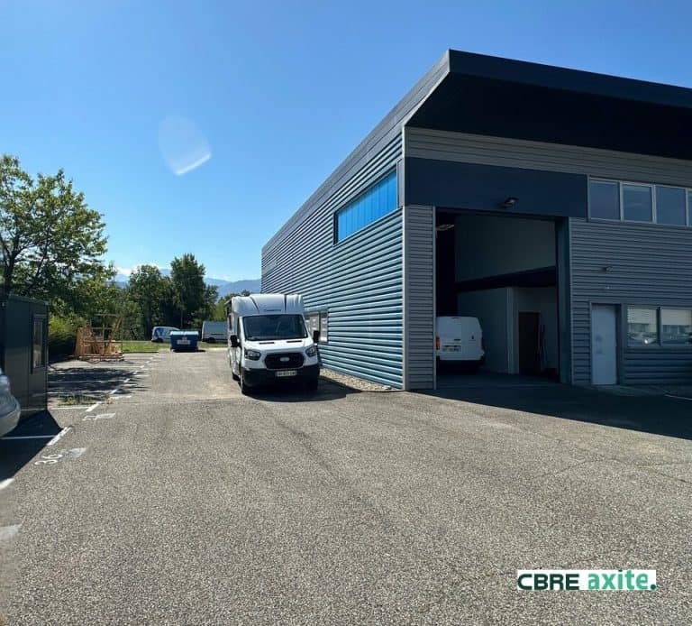 Locaux d'activités à louer SAINTE-HÉLÈNE-DU-LAC 73.23424 - 73.23424_LOCATION_Activites_SAINTE-HELENE-DU-LAC_3.jpg