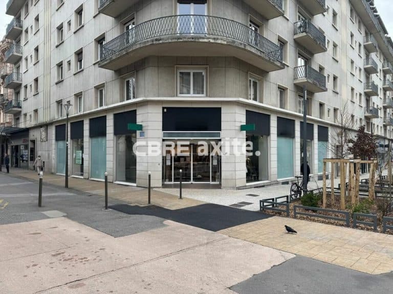 Local commercial à louer CHAMBERY 73.23425 - 73.23425_LOCATION_Commerces_CHAMBERY_2.jpg