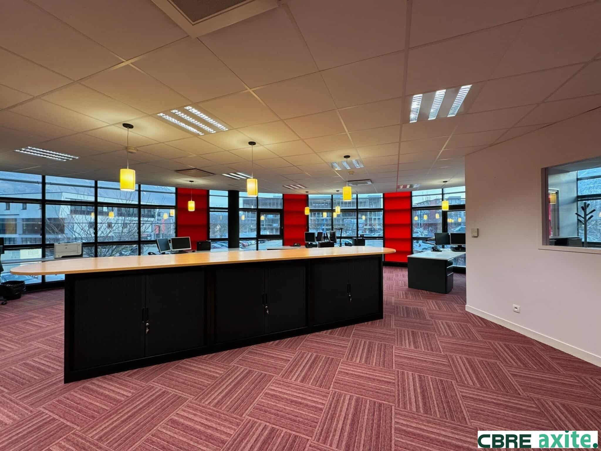 Bureaux à vendre CHALLES LES EAUX 73.23428 - 73.23428_VENTE_Bureaux_CHALLES_LES_EAUX_1.jpg