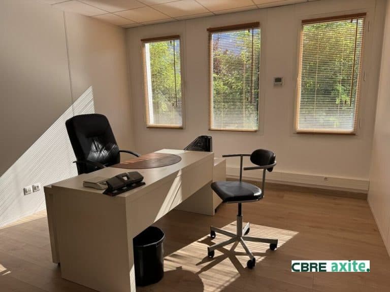 Bureaux à louer TRESSERVE 73.23445 - 73.23445_LOCATION_Bureaux_TRESSERVE_2.jpg