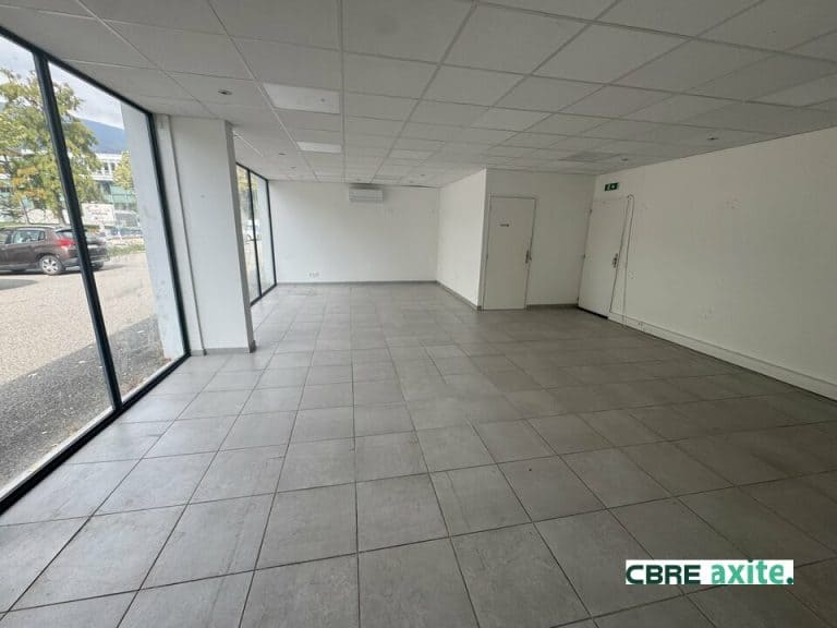 Locaux d'activités à louer CHAMBERY 73.23452 - 73.23452_LOCATION_Activites_CHAMBERY_1.jpg