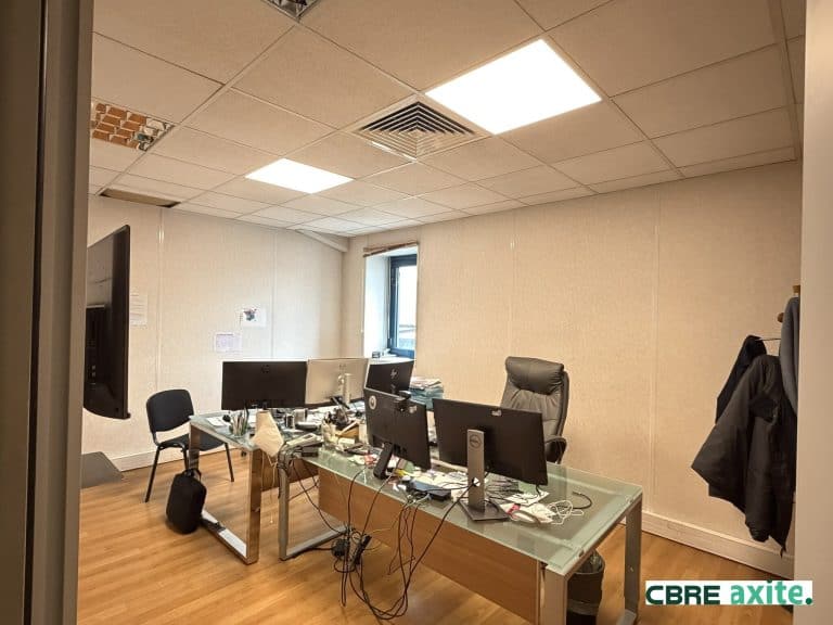 Locaux d'activités à vendre CHAMBERY 73.23457 - 73.23457_VENTE_Activites_CHAMBERY_1.jpg
