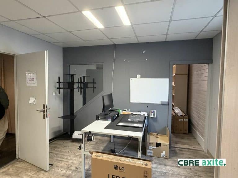 Locaux d'activités à louer CHAMBERY 73.23458 - 73.23458_LOCATION_Activites_CHAMBERY_6.jpg
