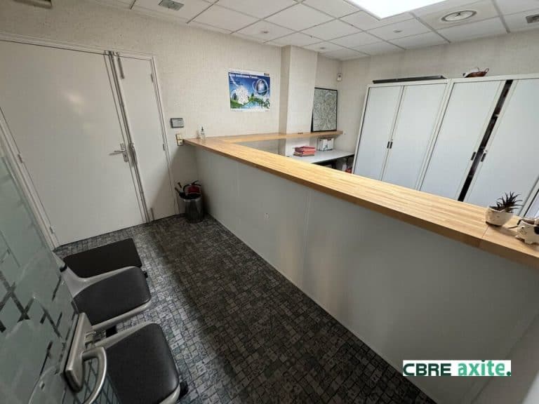 Bureaux à louer BARBERAZ 73.23478 - 73.23478_LOCATION_Bureaux_BARBERAZ_2.jpg