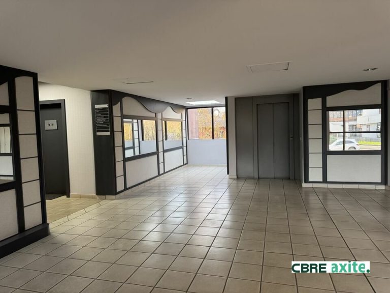 Bureaux à louer BARBERAZ 73.23478 - 73.23478_LOCATION_Bureaux_BARBERAZ_6.jpg