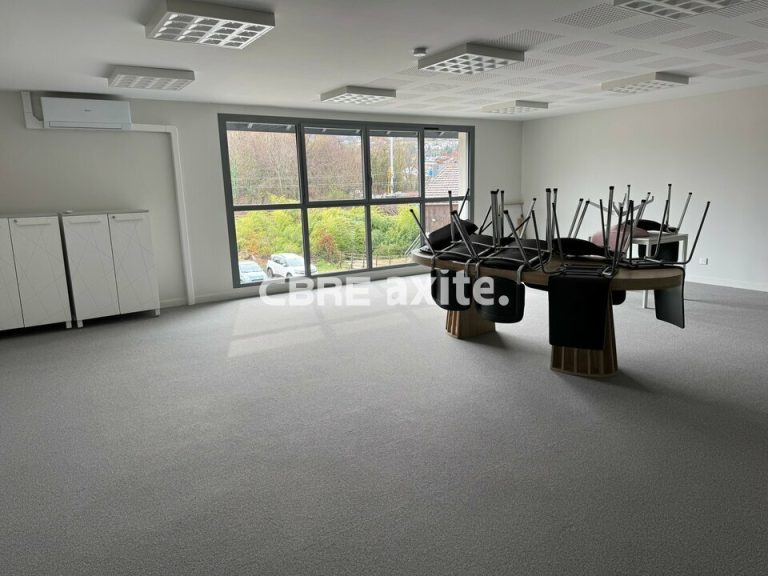 Bureaux à louer BARBERAZ 73.23492 - 73.23492_LOCATION_Bureaux_BARBERAZ_6.jpg