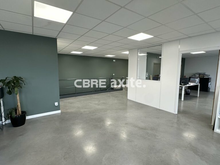 Locaux d'activités à vendre CHAMBERY 73.23499 - 73.23499_VENTE_Activites_CHAMBERY_2.jpg